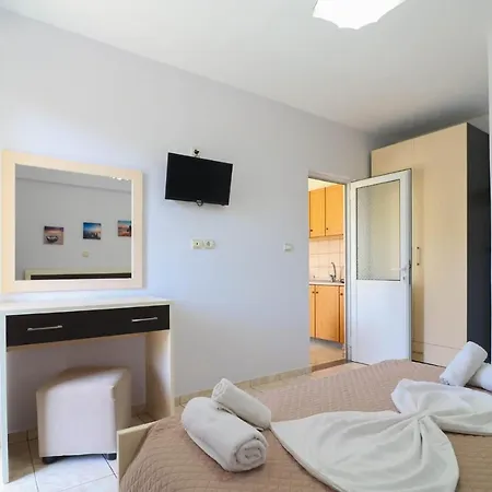 אורחן Neranxi *