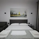 Herberg Neranxi Himare