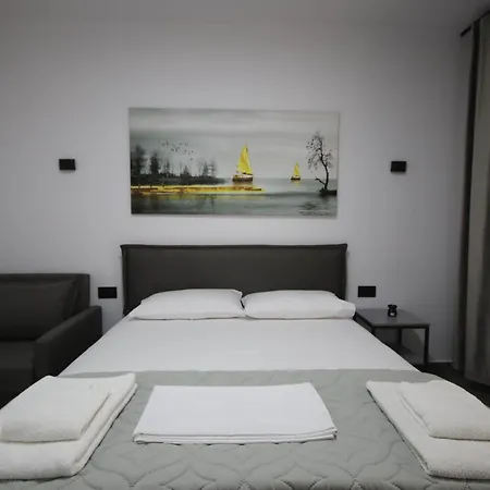 Inn Neranxi Himarë