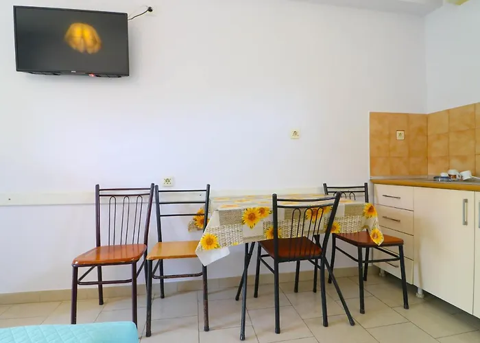 Zajazd Neranxi Himara